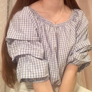 ruffled puff sleeve crop top